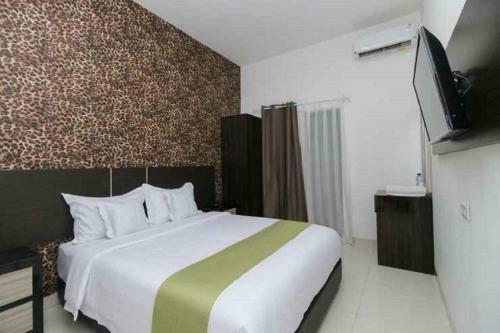 Hotel Arotel Bsd Serpong