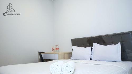 Hostal Regentown Near Ice Bsd