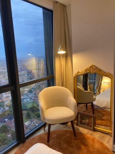 Parisian Style Apartment At The Smith Alam Sutera