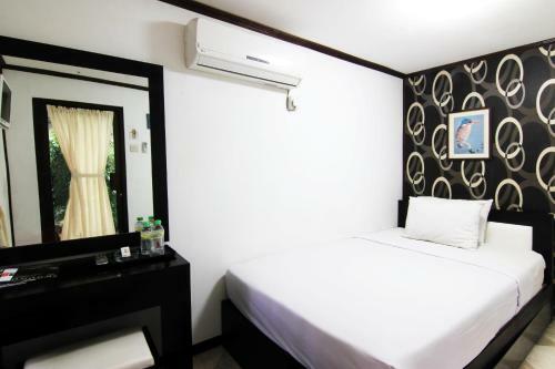 Royal Caravan Trawas Hotel
