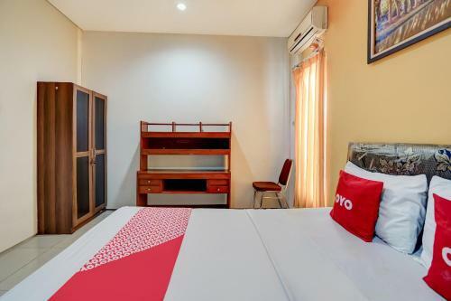 Hotel Oyo 90935 Rumah Kost Metroliving
