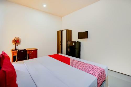 Hotel Oyo 90935 Rumah Kost Metroliving