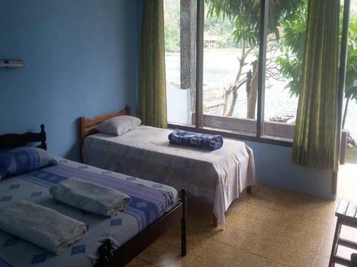 Hostal Abadi Guest House