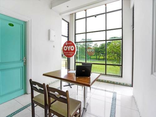 Hotel Oyo 90651 Green House Citraland