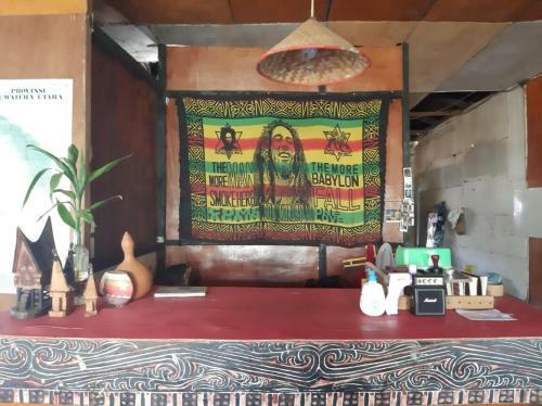 Hotel Laster Jony's Guesthouse Samosir Redpartner