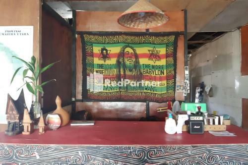 Hotel Laster Jony's Guesthouse Samosir Redpartner