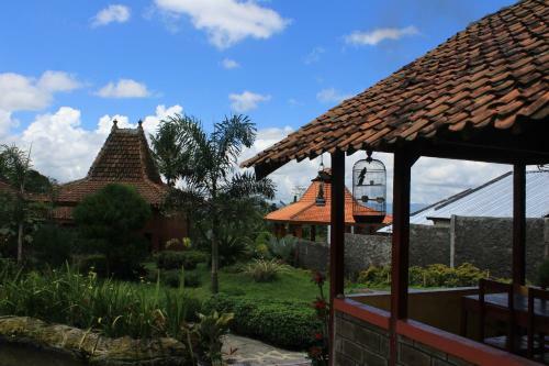 Hostal Villa Sindoro Village