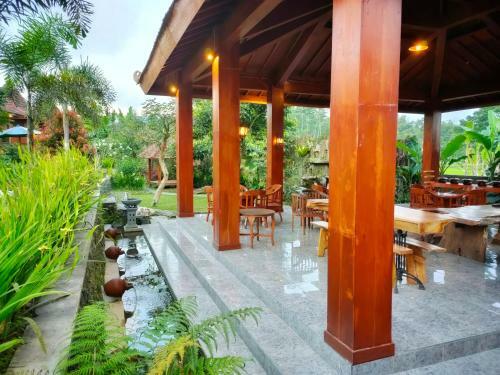 Hostal Villa Sindoro Village