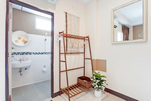 Albergue Cozzi By Grand Airport Resort