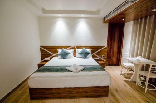 Hotel Kanchan View