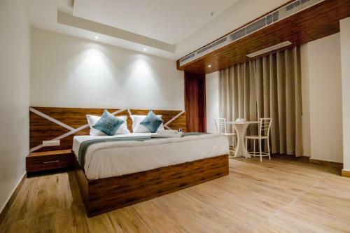 Hotel Kanchan View
