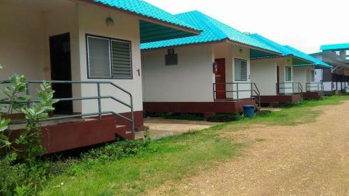 Hostal Baan Suan Chiva Saran