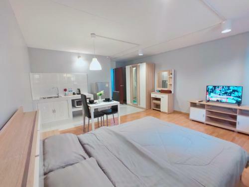 Hotel Popular Condo ????????????