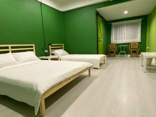 Hostal Grasshopper Bed And Cafe
