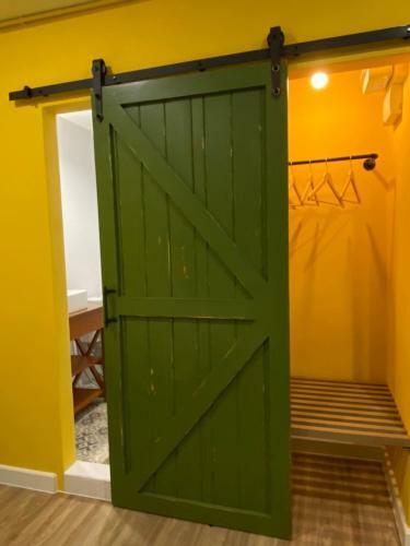 Hostal Grasshopper Bed And Cafe