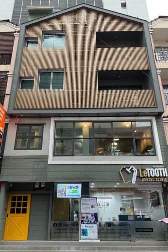 Hostal Grasshopper Bed And Cafe