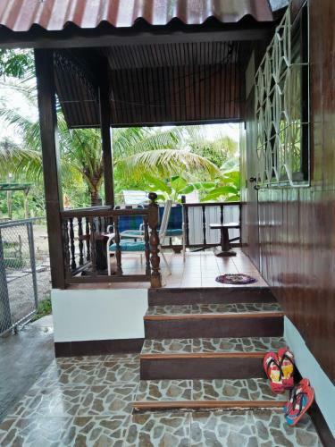 Hostal Wasuthan Garden House