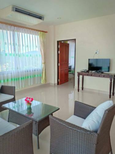 Chingcho Hotel Pathio