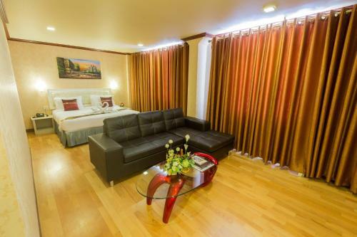 ??????????? ?????? Korat Hotel - Sha Plus