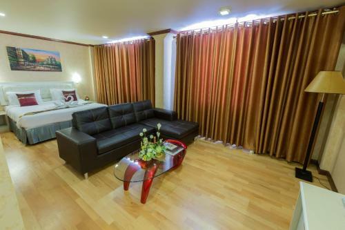 ??????????? ?????? Korat Hotel - Sha Plus