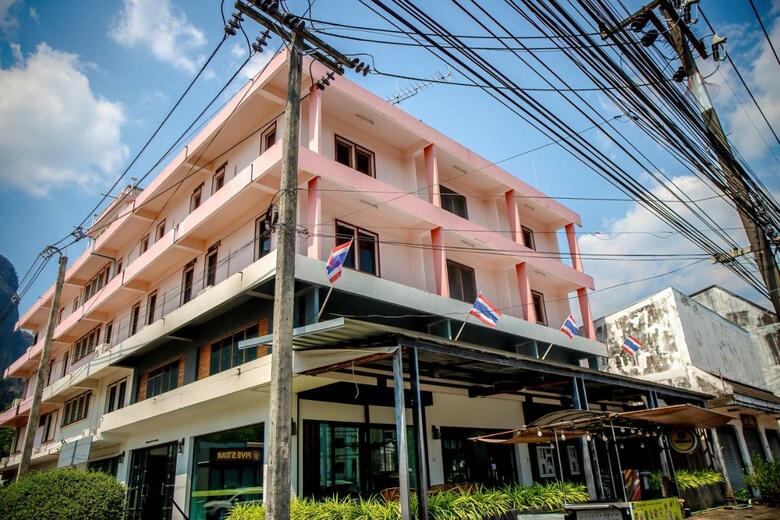 Lukmuang 2 Hotel