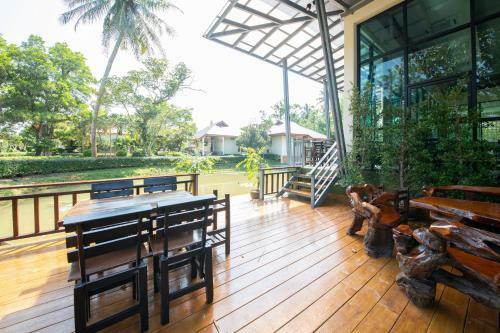 Hotel Rnana Grand
