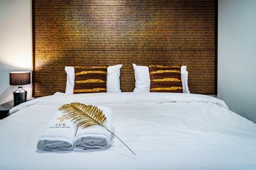 Lux Boutique Hotel