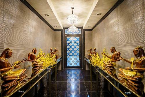 Lux Boutique Hotel