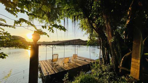 Hotel Moon River Resort Phimai