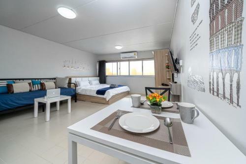 Apartamento Popular Condo Muangthong C7 By Khun Eve