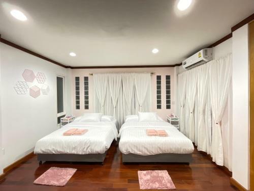 Villa Minimal House Phichit