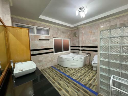 Villa Minimal House Phichit
