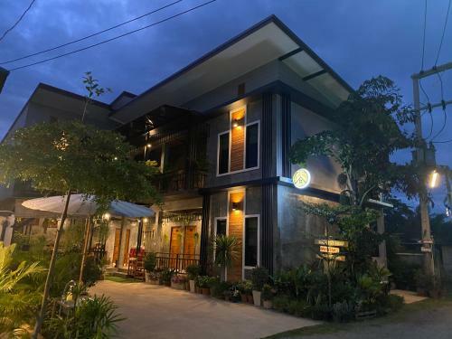 Hotel Nan Arena Place
