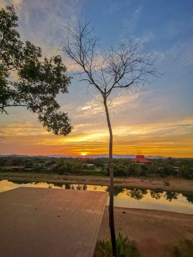 Hotel River Valley Resort
