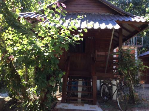 Settee Homestay