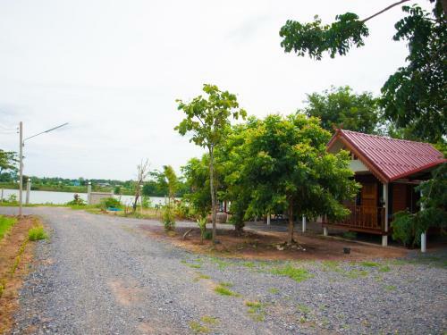 Hotel Jamsai Resort