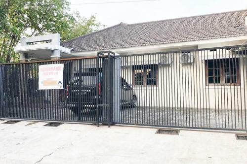 Hotel Koolkost @ Kendangsari (minimum Stay 6 Nights)