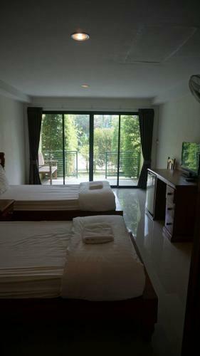 Garden Corner Resort & Hotel