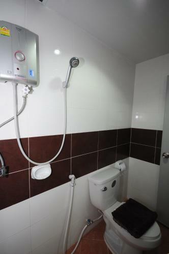 Hostal Phoonsab Hostel