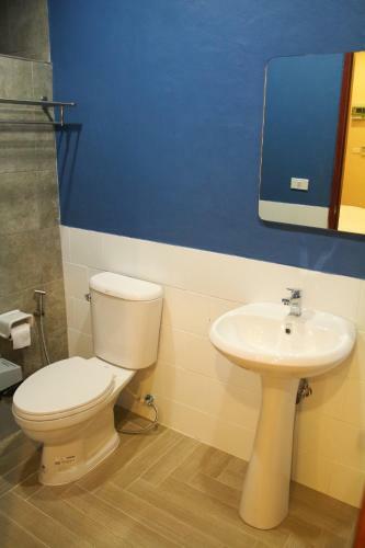 Hotel S'prima Hostel