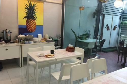 Hotel S'prima Hostel
