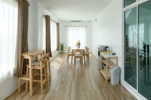 Munruk Hostel