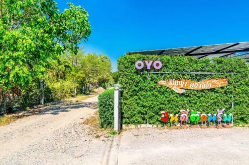 Hotel Vaccinated Staff - Oyo 533 Runya Poolvilla