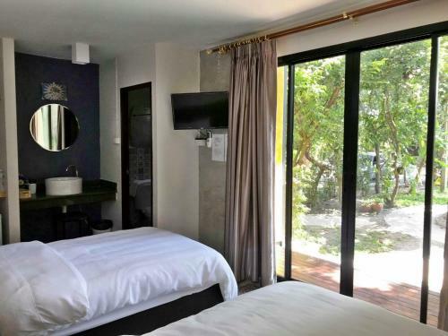 The Monkey Resort Donheang