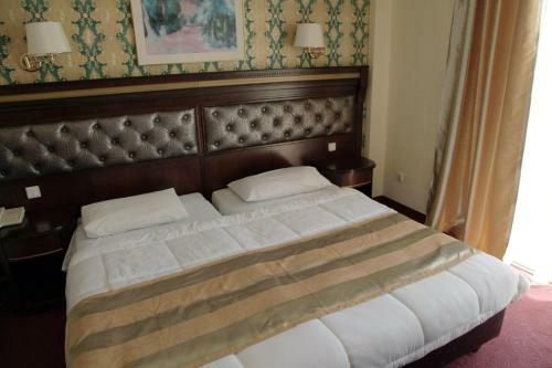 Santa Beach Hotel