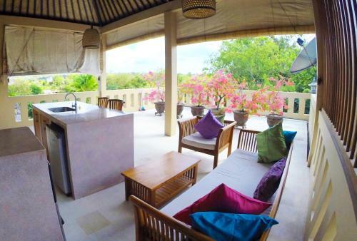 Villa Bukit Indah