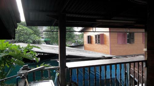Bed & Breakfast Ray Nu Guest House