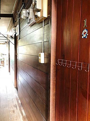 Bed & Breakfast Ray Nu Guest House