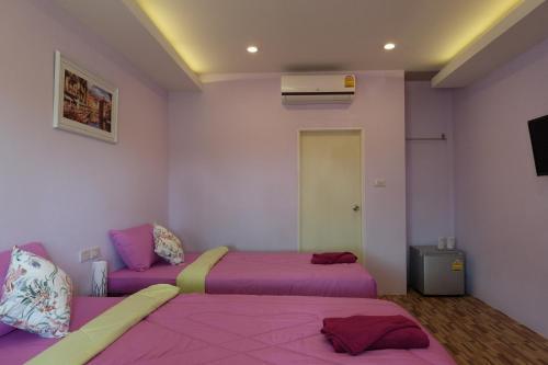 Bed & Breakfast Aiyara House