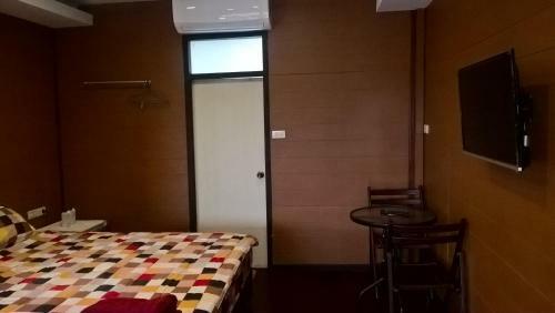 Bed & Breakfast Aiyara House